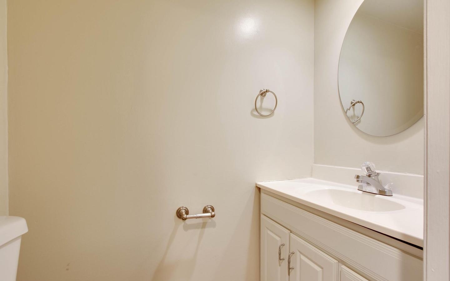 20235 Maple Leaf, Gaithersburg, MD