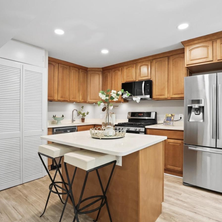 5050 7th Rd S #201, Arlington, VA