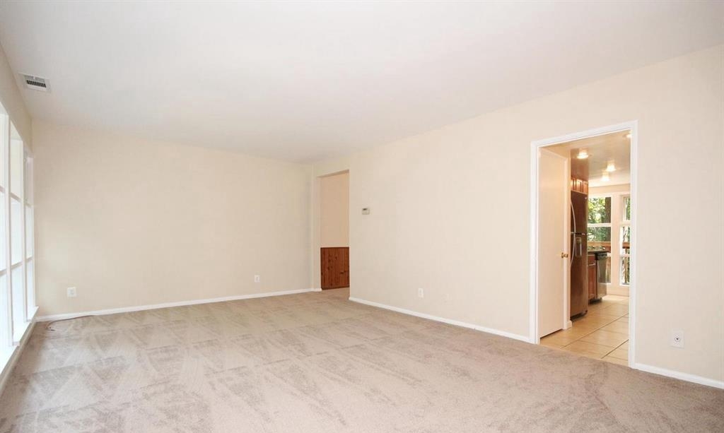 7825 Patriot Dr, Annandale, VA
