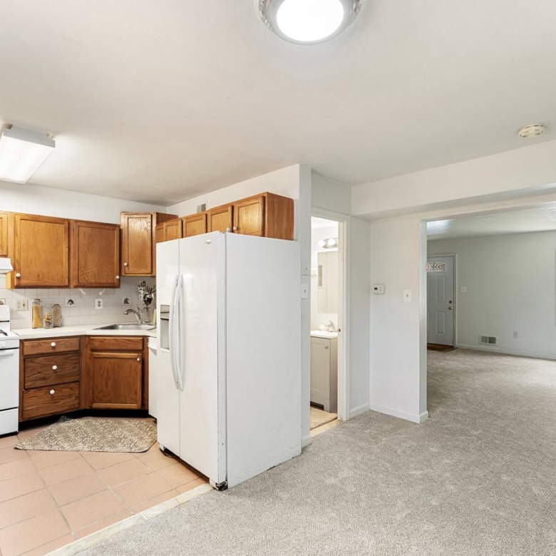 9613 Aspen Pl, Manassas, VA