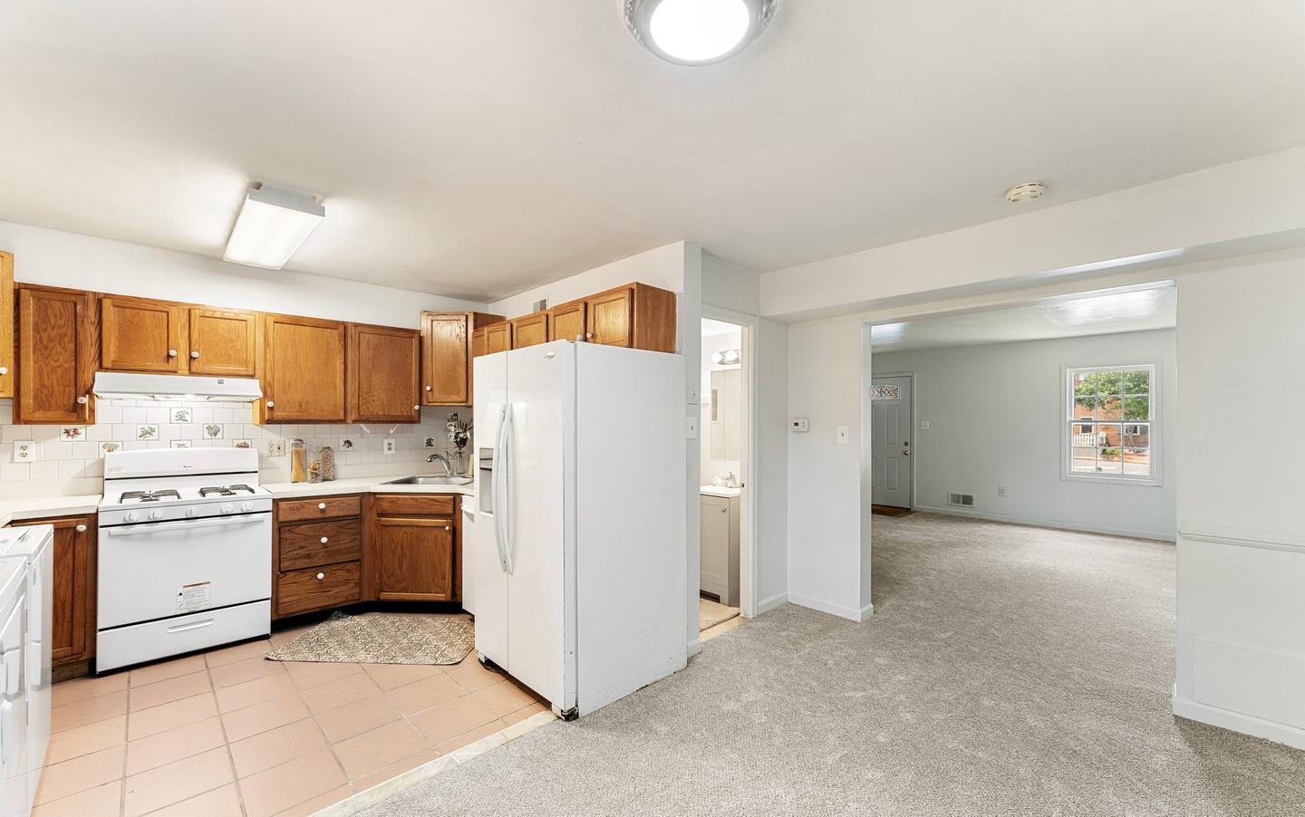 9613 Aspen Pl, Manassas, VA