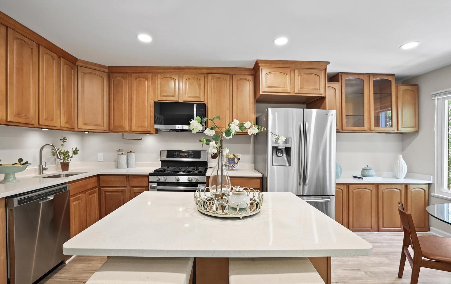 5050 7th Rd S #201, Arlington, VA