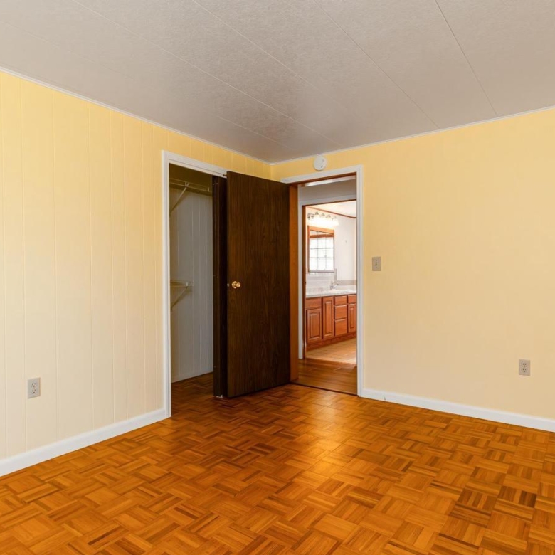 921 Palmer Rd, Fort Washington, MD