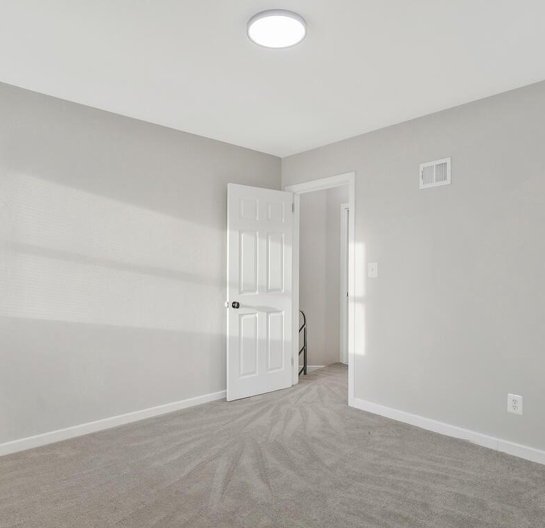 3866 28th Ave #156, Temple Hills, MD