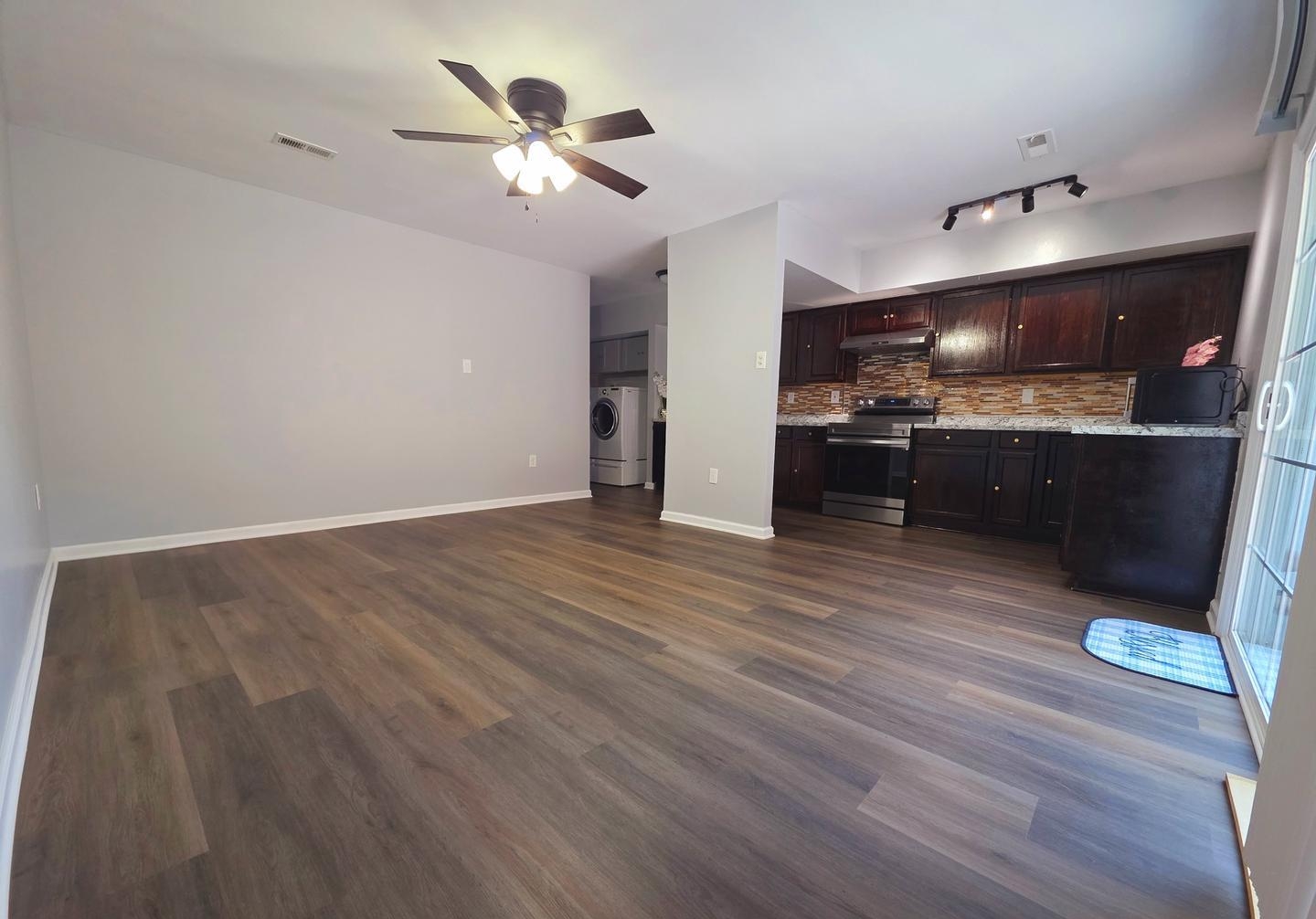3809 Port Hope Pt, Triangle, VA