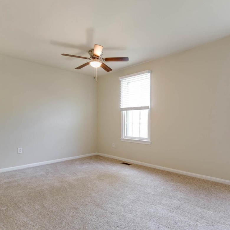 20235 Maple Leaf, Gaithersburg, MD