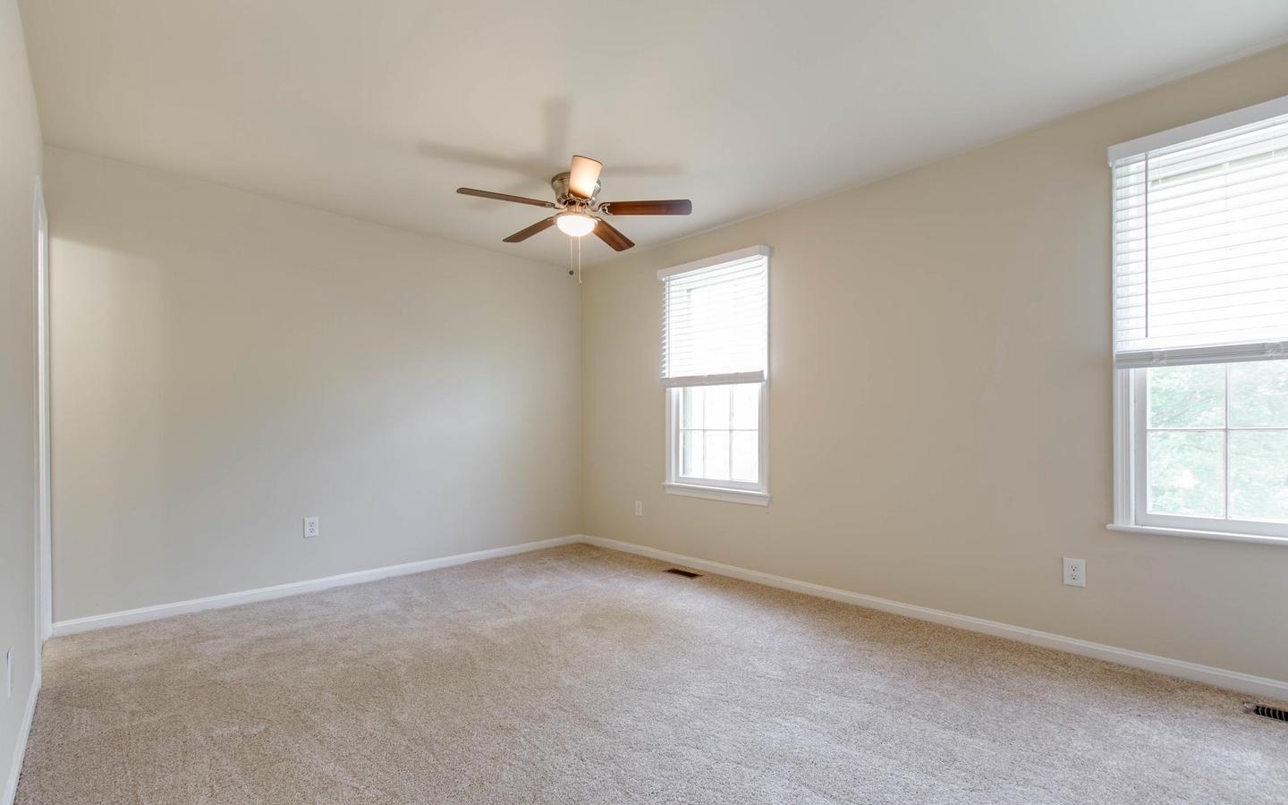 20235 Maple Leaf, Gaithersburg, MD