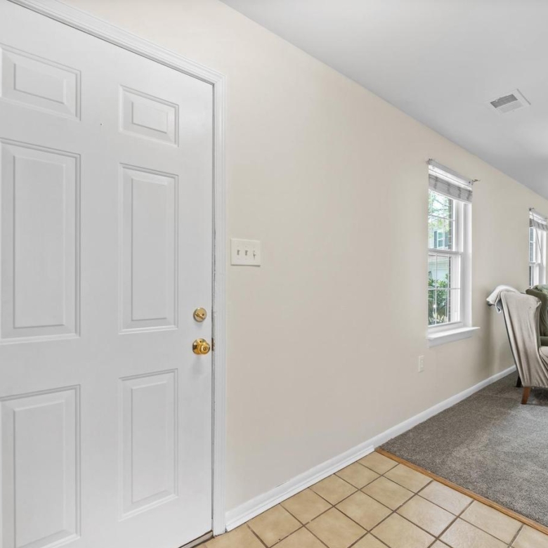 2205 Neville Ct, Waldorf, MD