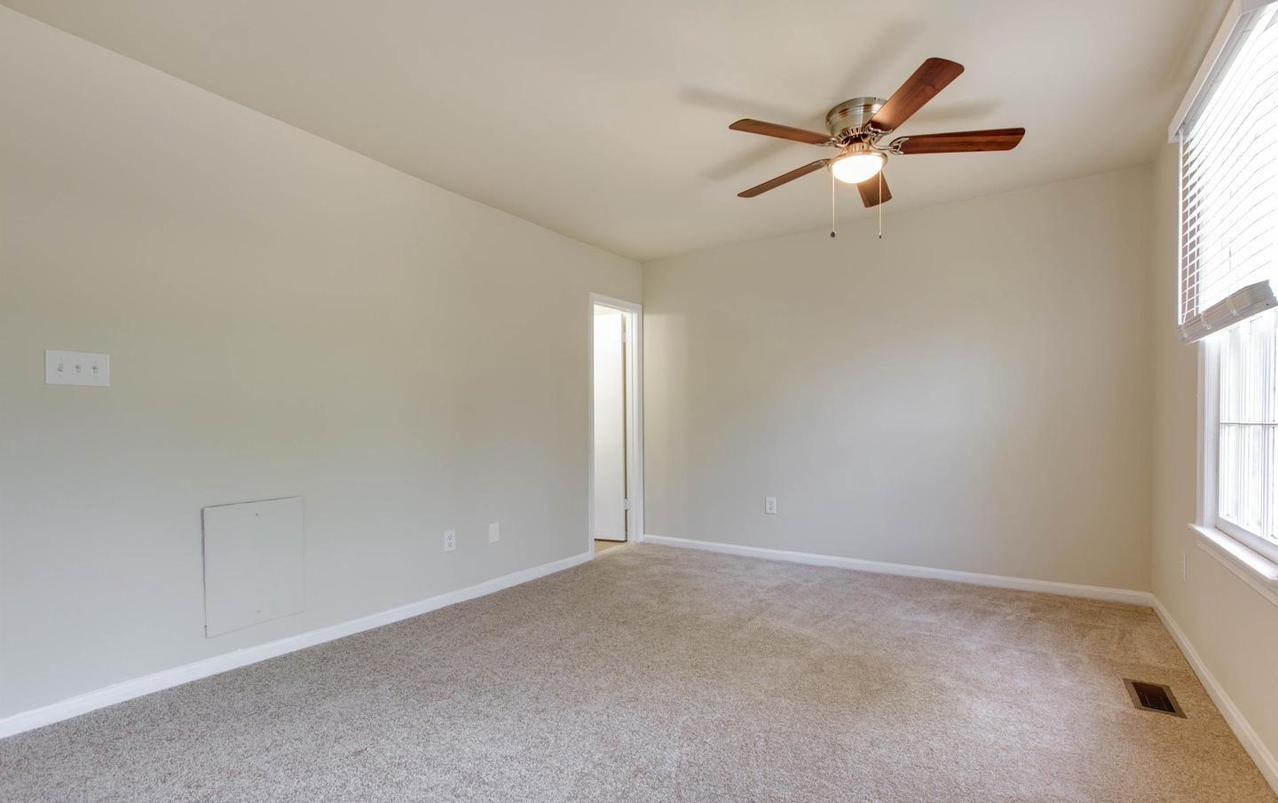 20235 Maple Leaf, Gaithersburg, MD