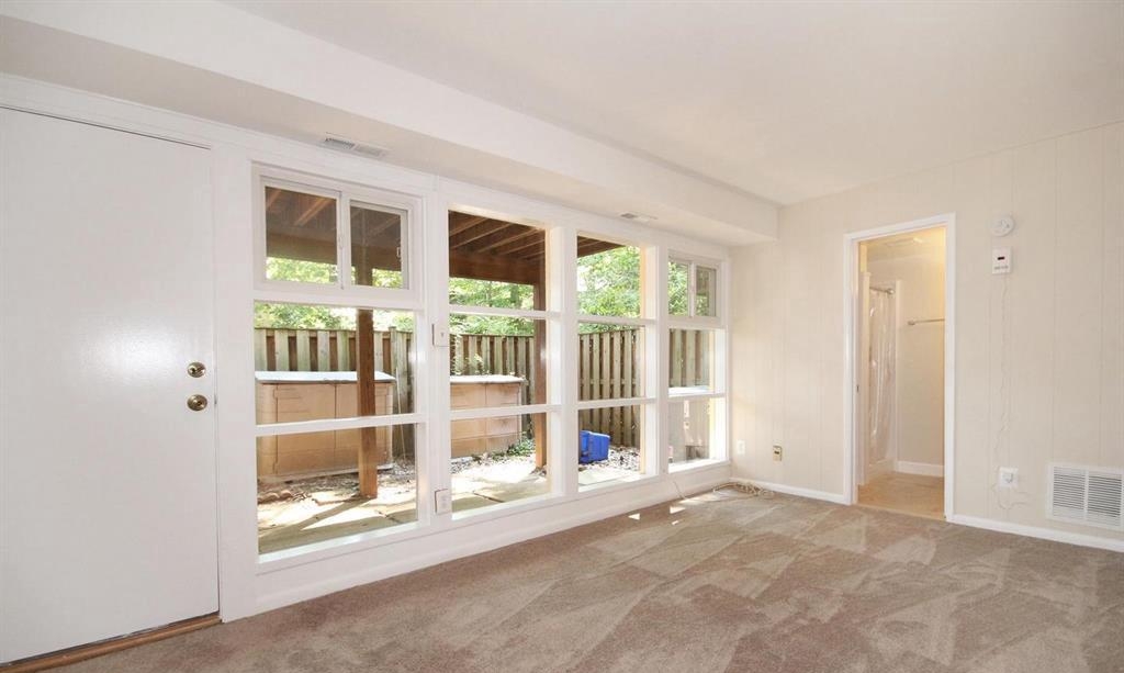 7825 Patriot Dr, Annandale, VA