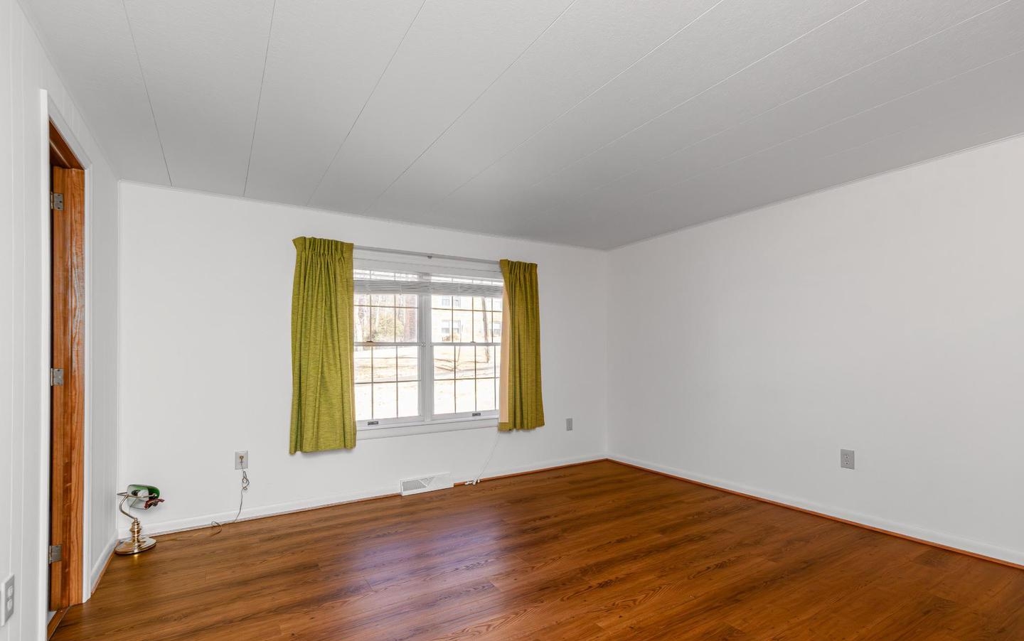 921 Palmer Rd, Fort Washington, MD