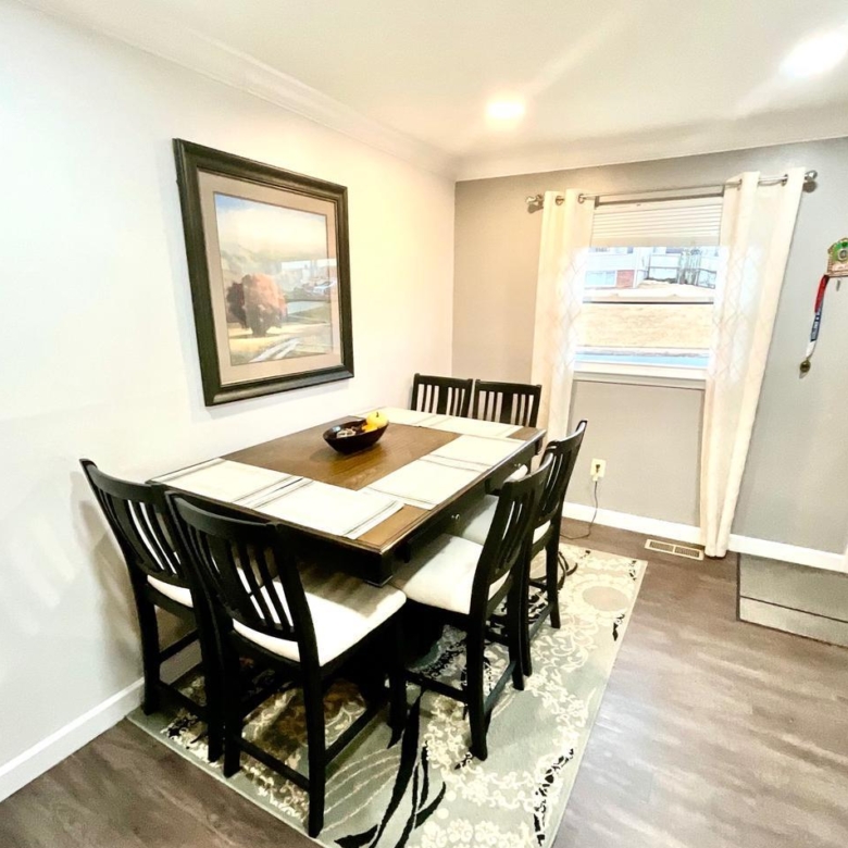 13432 Forest Glen Rd, Woodbridge, VA