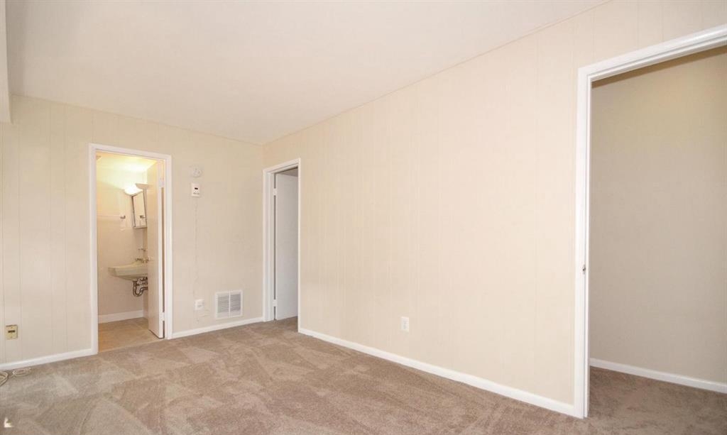 7825 Patriot Dr, Annandale, VA