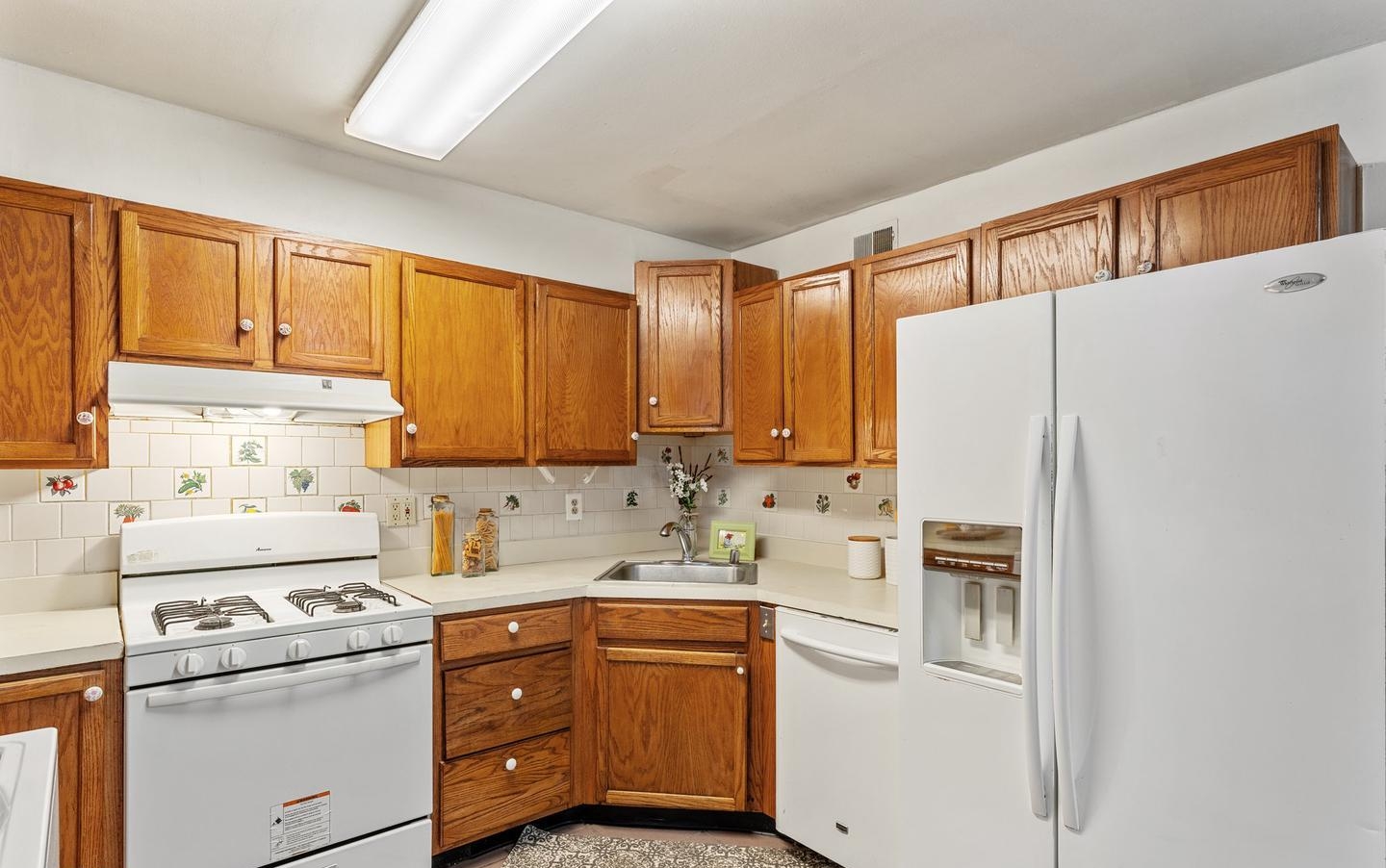 9613 Aspen Pl, Manassas, VA