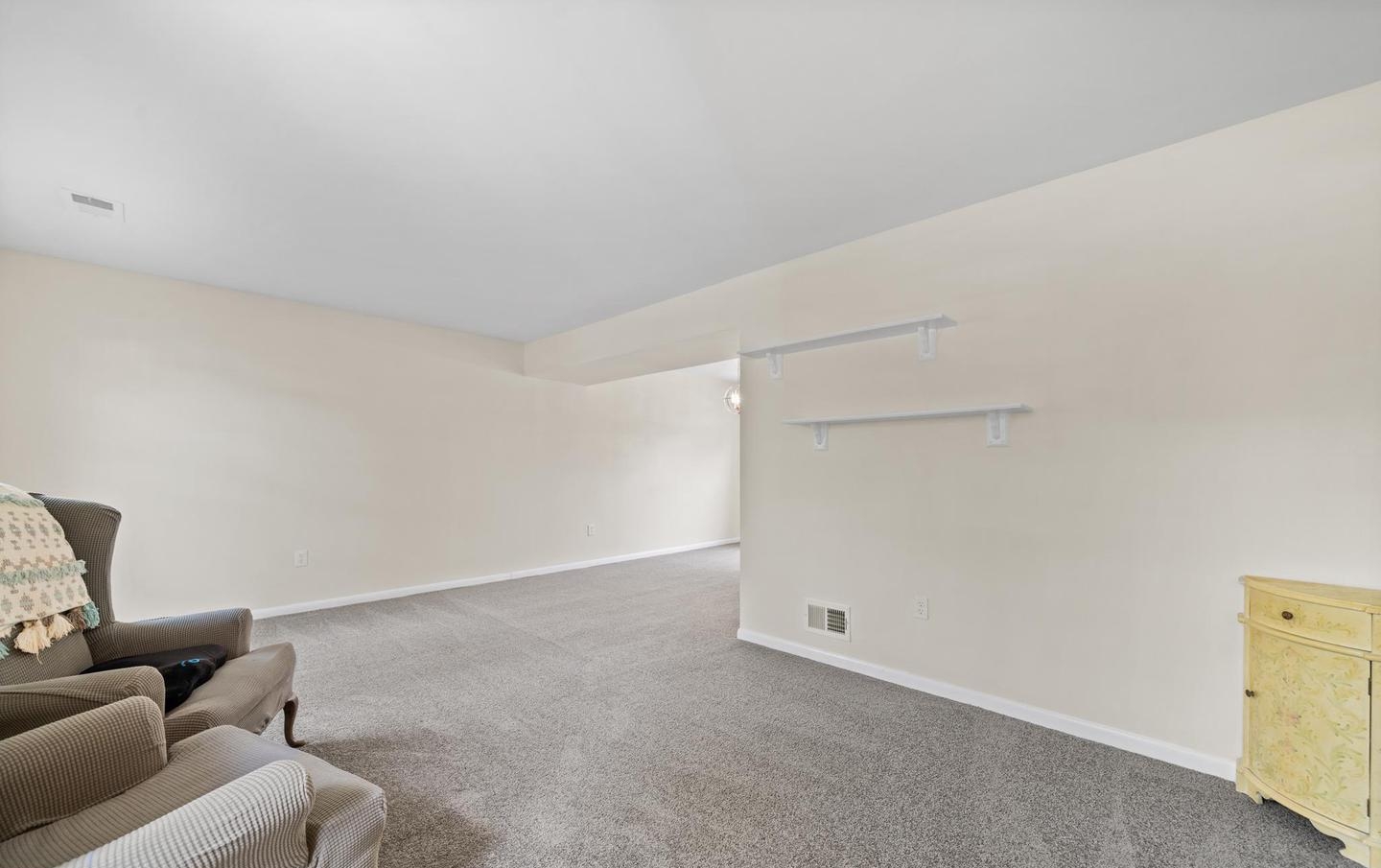 2205 Neville Ct, Waldorf, MD