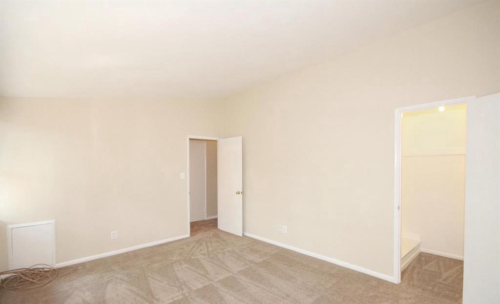 7825 Patriot Dr, Annandale, VA