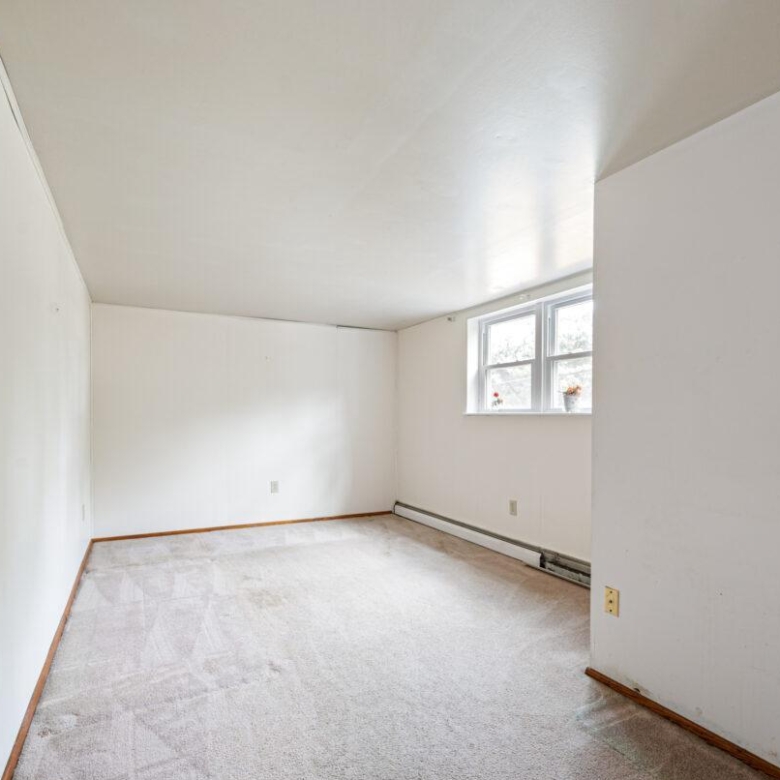 1312 Oregon Ave, Woodbridge, VA