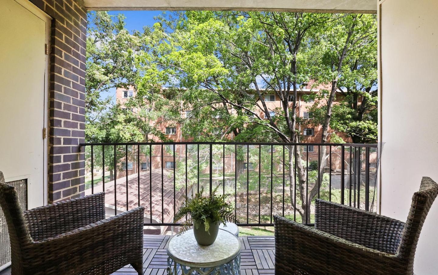 5050 7th Rd S #201, Arlington, VA
