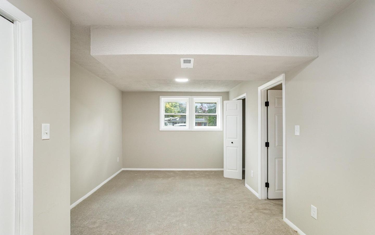 108 Oakridge Dr, Stafford, VA