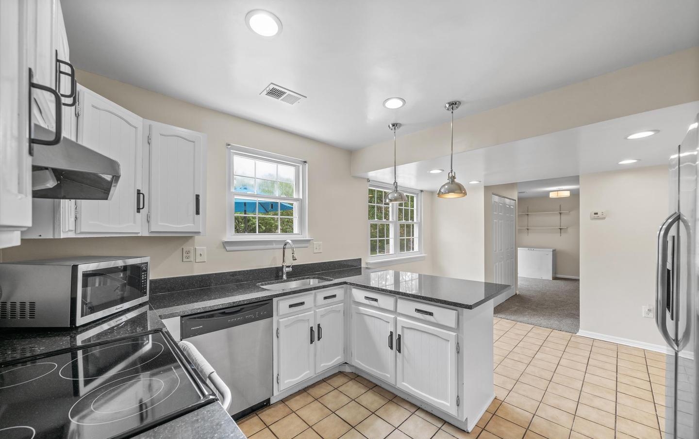 2205 Neville Ct, Waldorf, MD