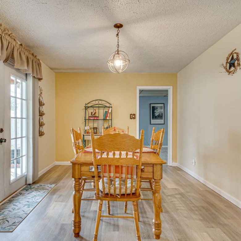 219 Brent Rd, Waldorf, MD 20602