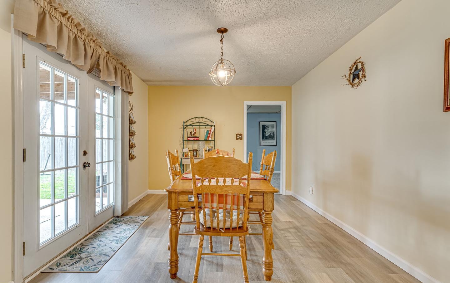 219 Brent Rd, Waldorf, MD 20602