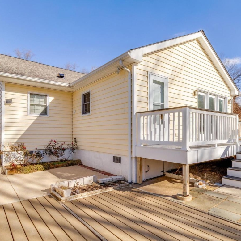 921 Palmer Rd, Fort Washington, MD