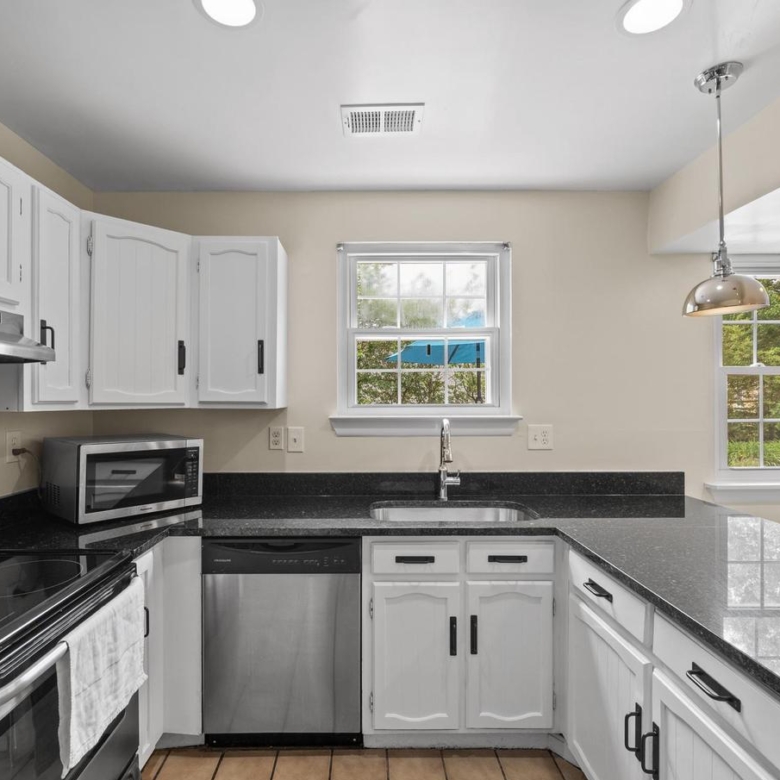 2205 Neville Ct, Waldorf, MD