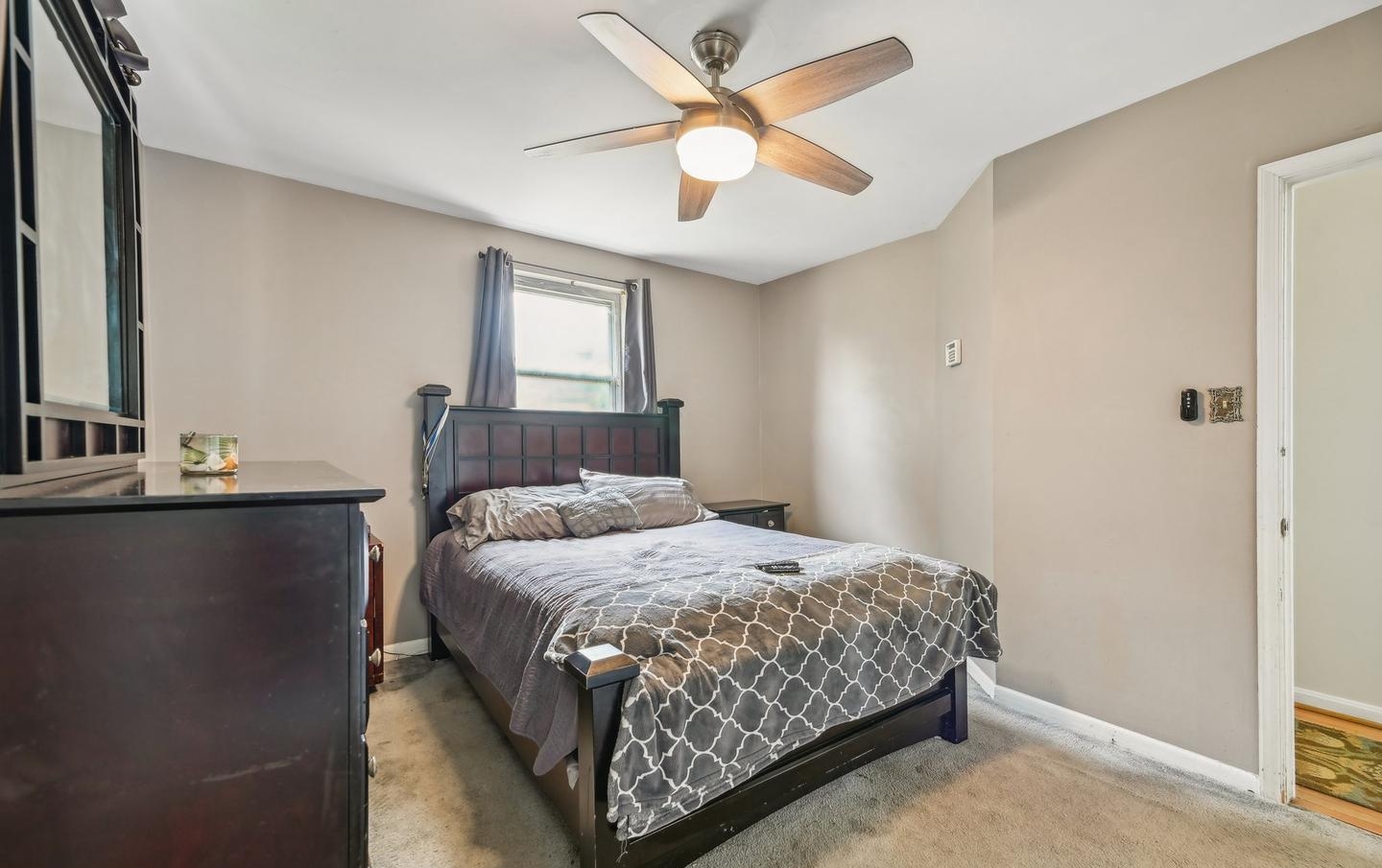 5800 Delta Ln, Suitland, MD