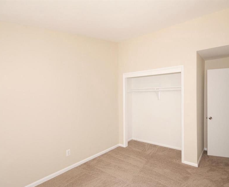 7825 Patriot Dr, Annandale, VA