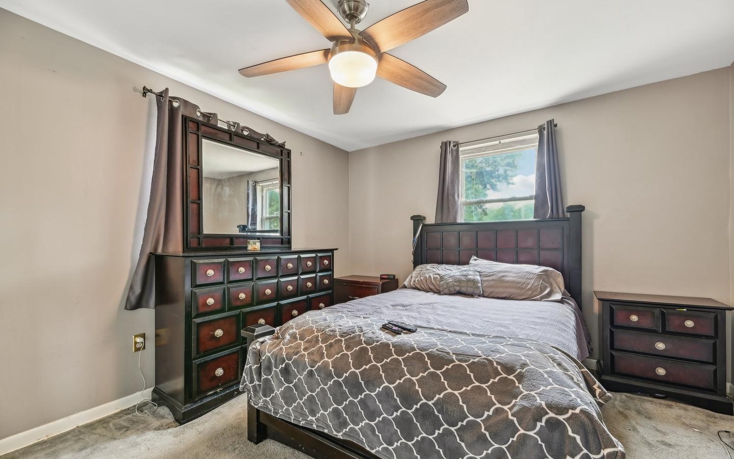 5800 Delta Ln, Suitland, MD