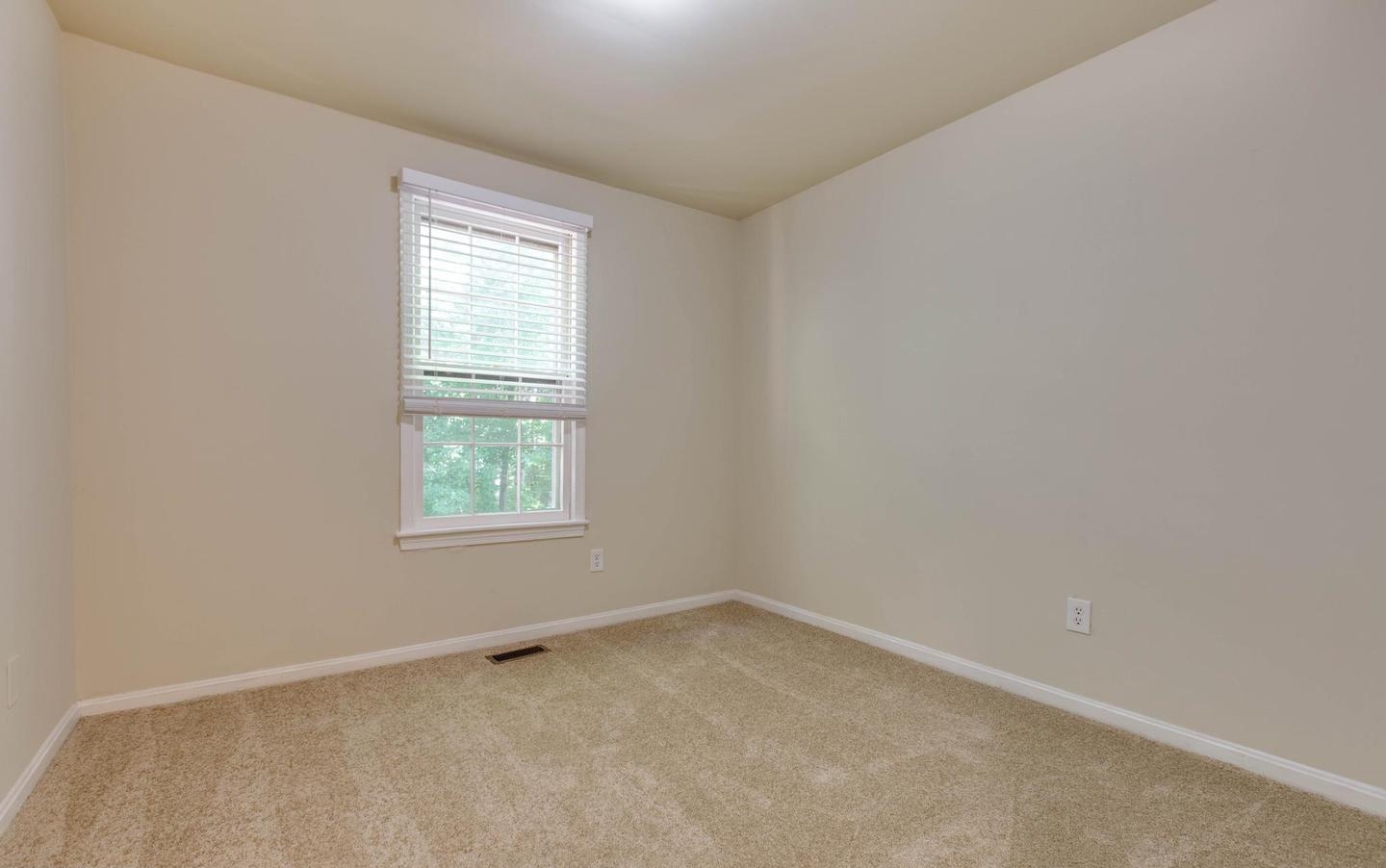 20235 Maple Leaf, Gaithersburg, MD