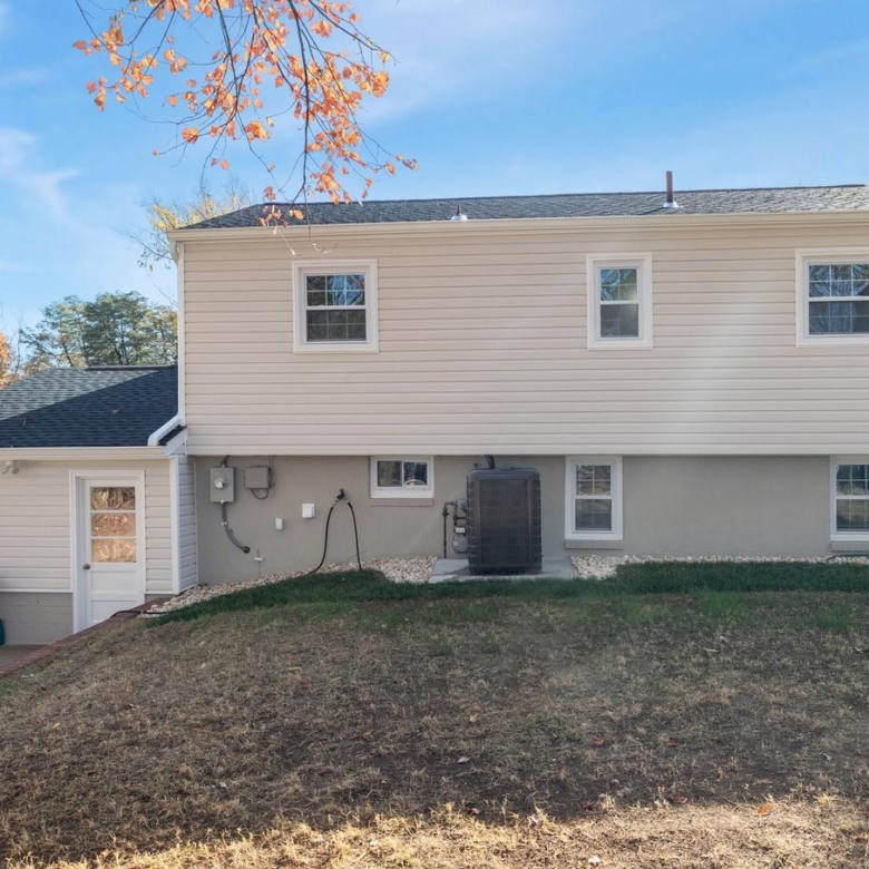 1312 Oregon Ave, Woodbridge, VA