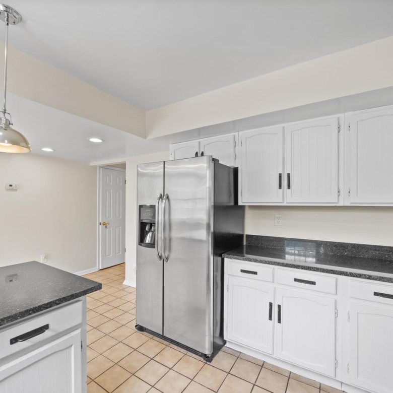 2205 Neville Ct, Waldorf, MD
