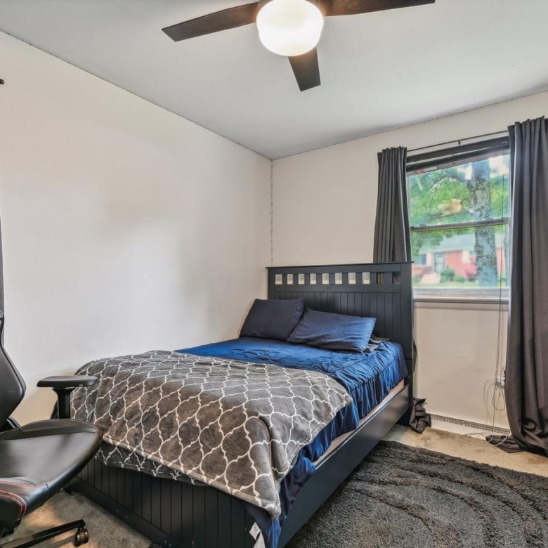 5800 Delta Ln, Suitland, MD
