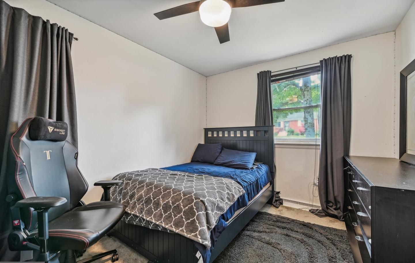 5800 Delta Ln, Suitland, MD