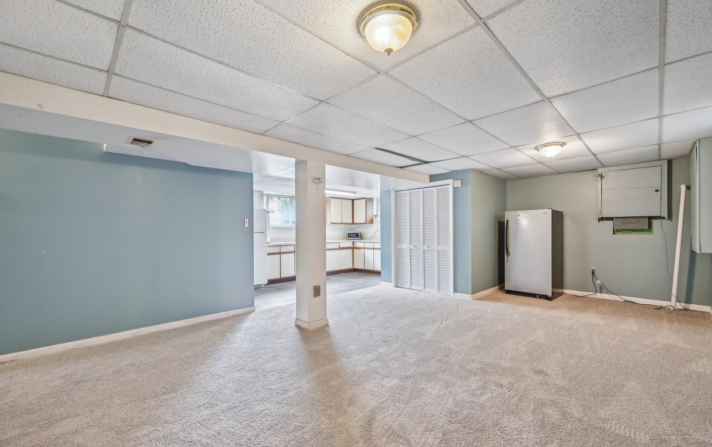 5800 Delta Ln, Suitland, MD