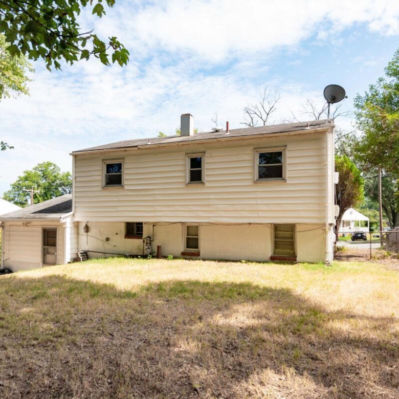1312 Oregon Ave, Woodbridge, VA