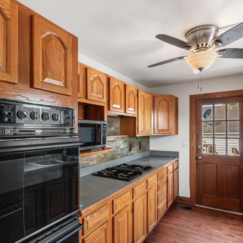13406 Woodbridge St, Woodbridge, VA
