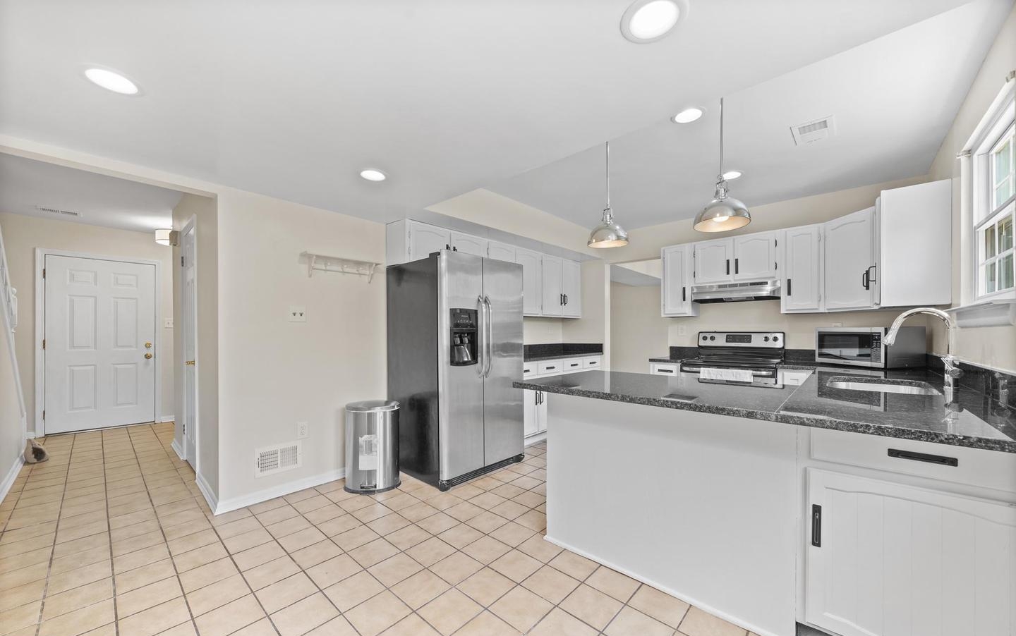 2205 Neville Ct, Waldorf, MD