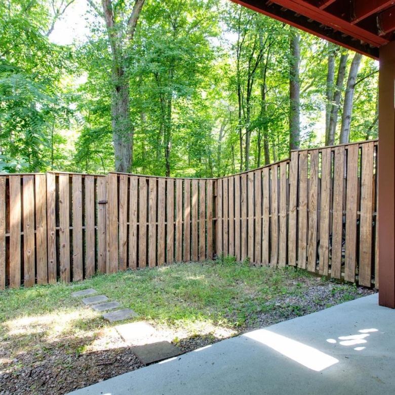 20235 Maple Leaf, Gaithersburg, MD