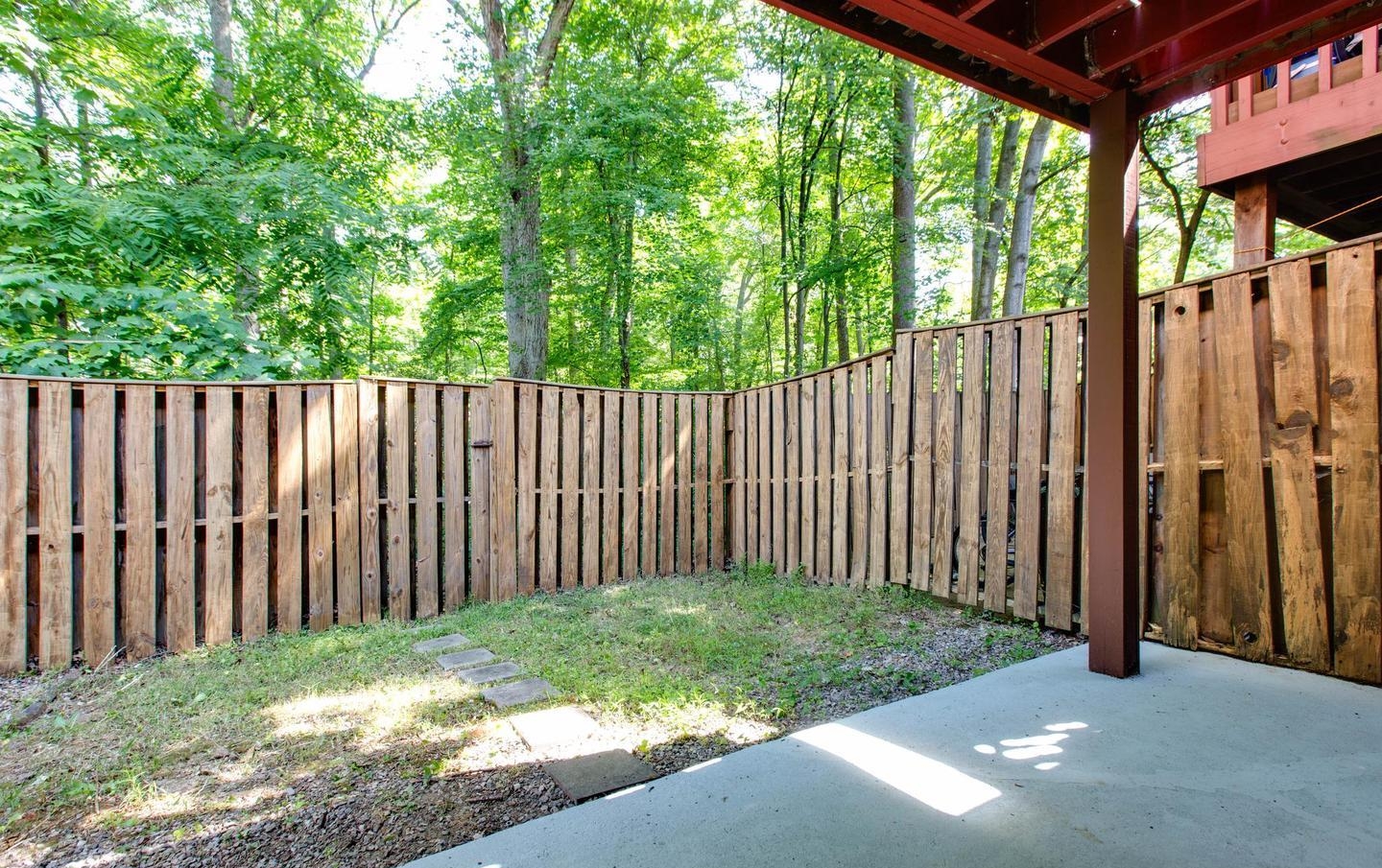 20235 Maple Leaf, Gaithersburg, MD