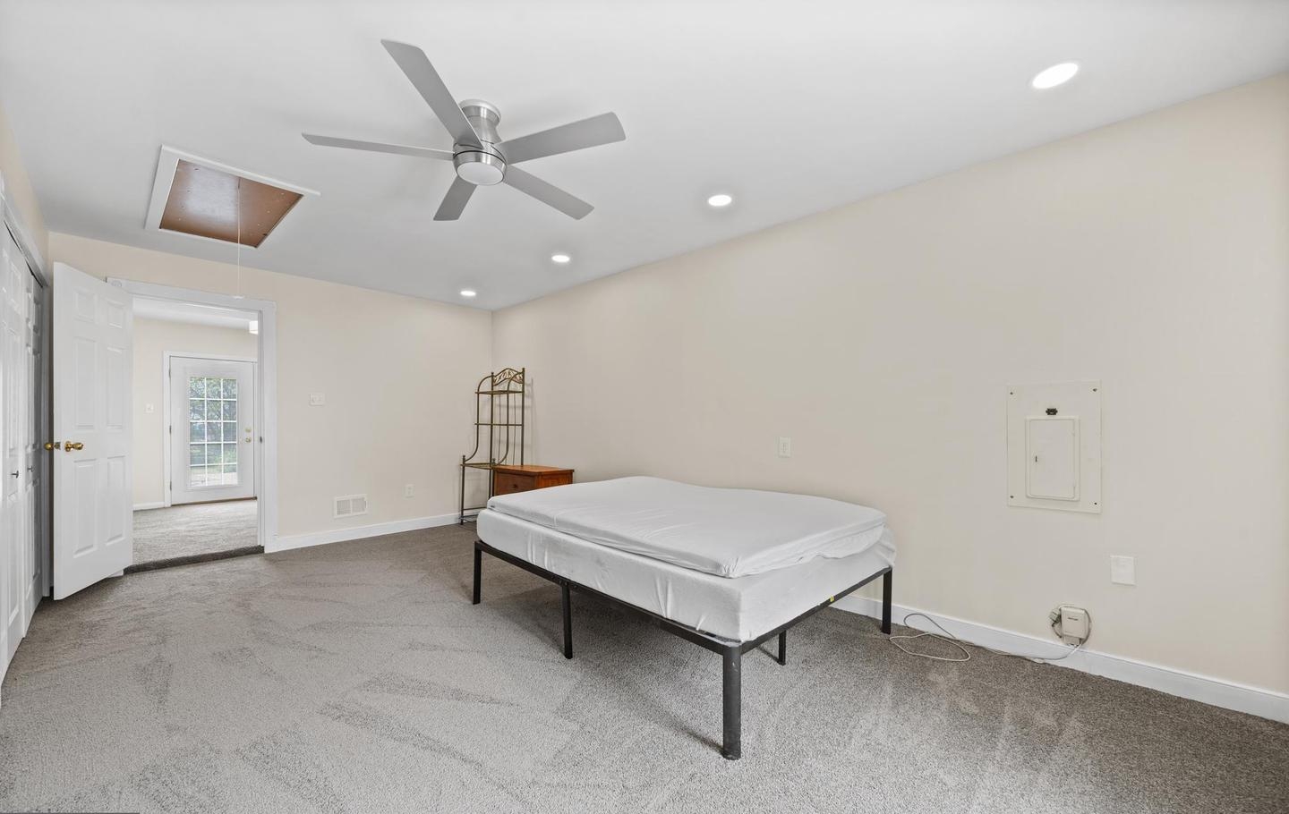 2205 Neville Ct, Waldorf, MD