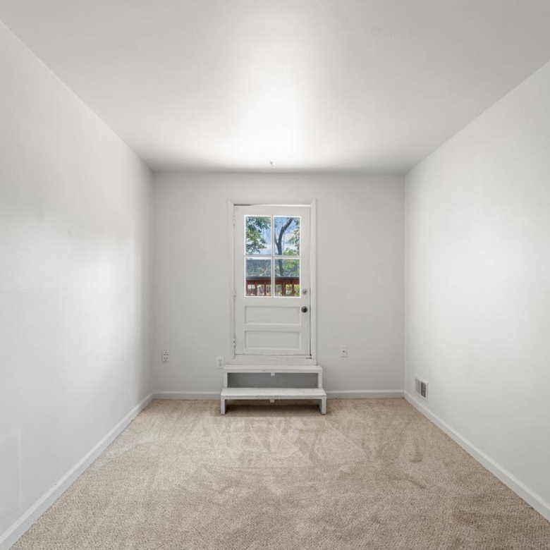 9613 Aspen Pl, Manassas, VA