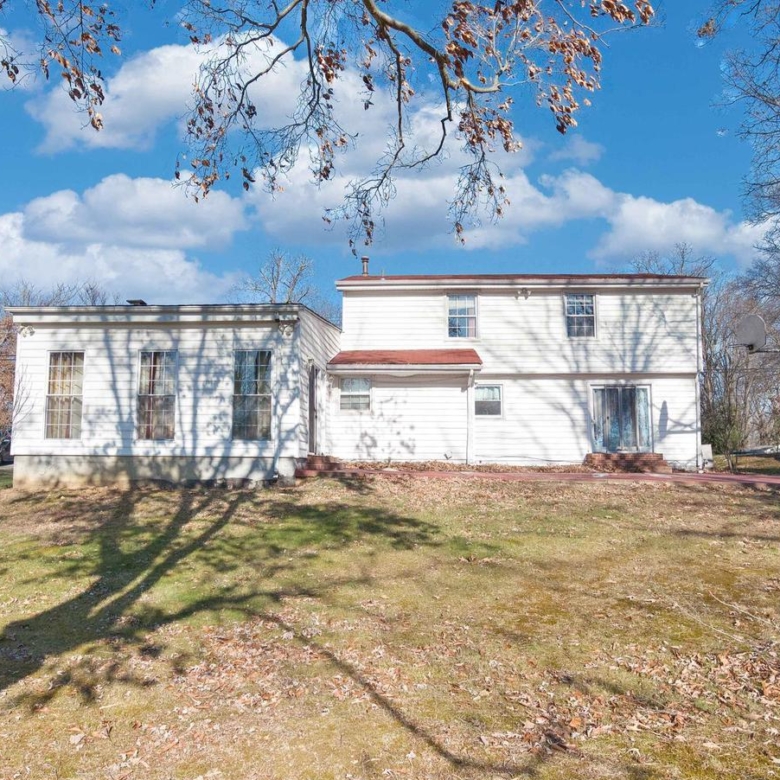 2207 Owens Rd, Oxon Hill, MD