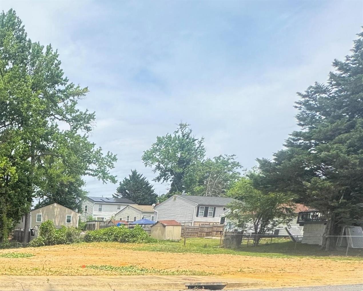 6604 Blacklog St, Capitol Heights, MD