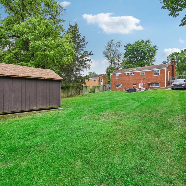 5800 Delta Ln, Suitland, MD
