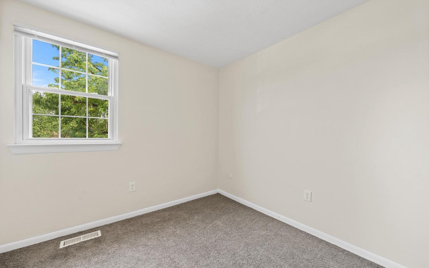 2205 Neville Ct, Waldorf, MD