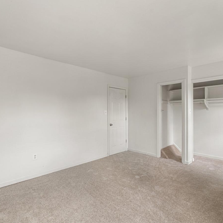 9613 Aspen Pl, Manassas, VA
