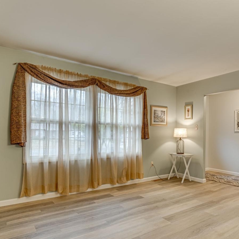 219 Brent Rd, Waldorf, MD 20602